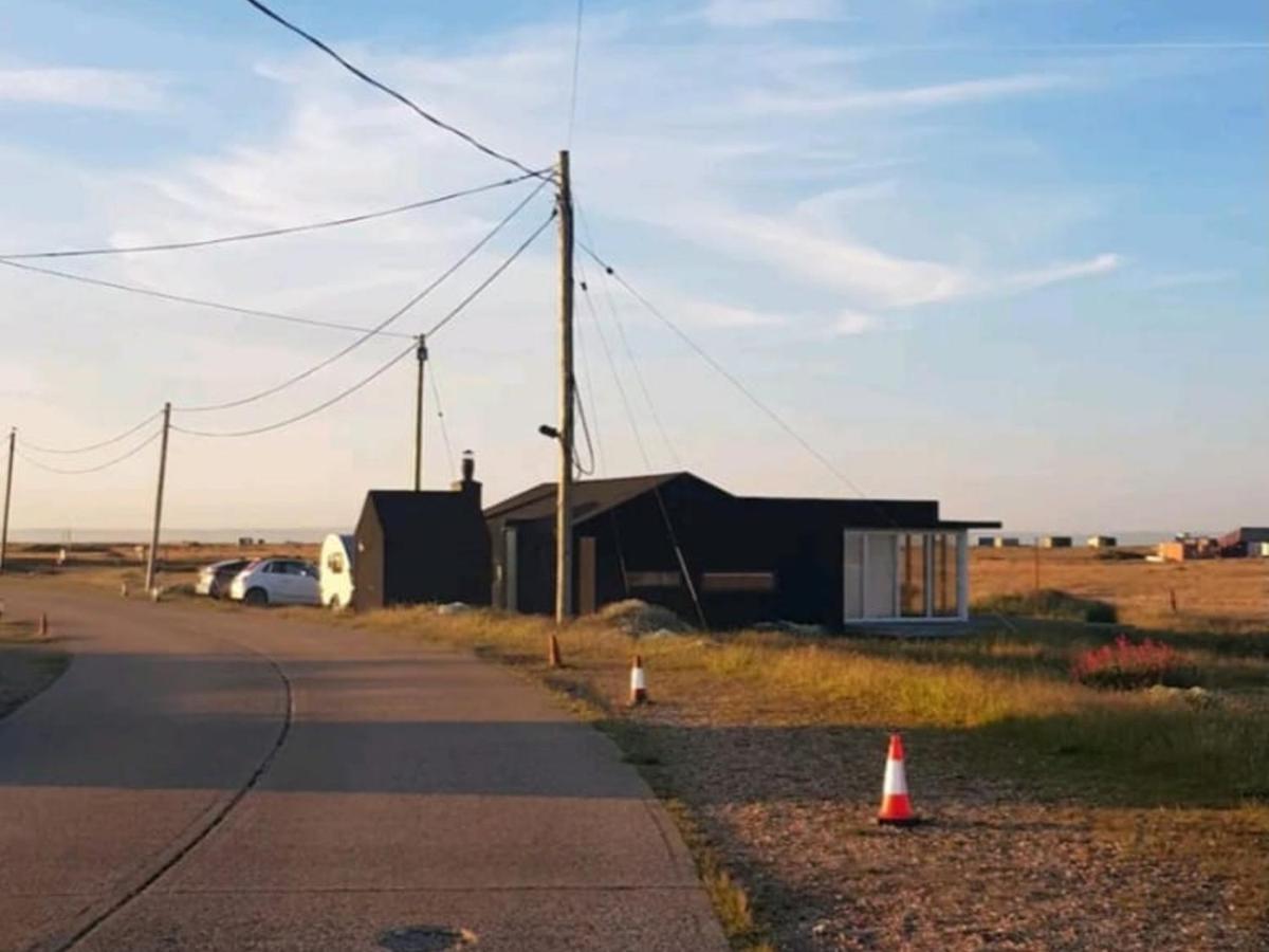 Pass The Keys Fabulous Beach Front Holiday Location Lydd Buitenkant foto