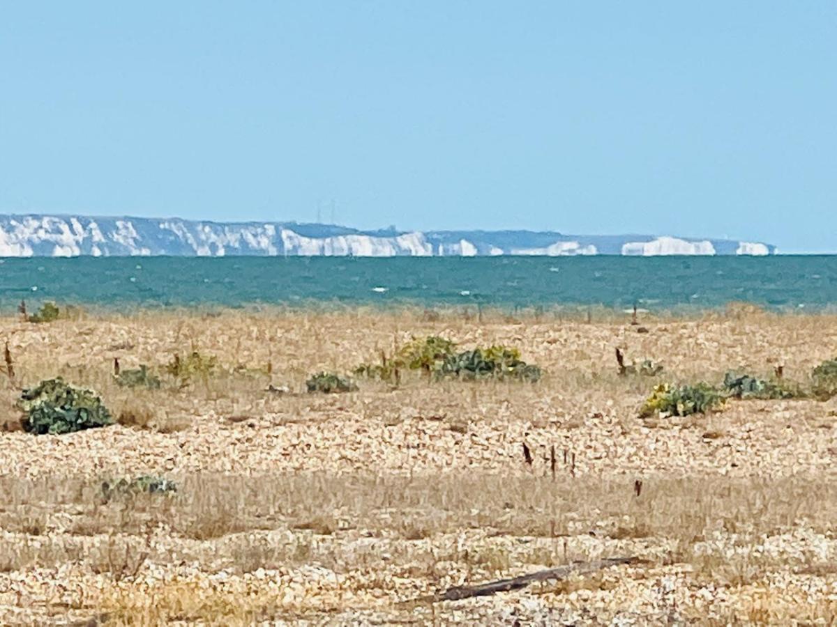 Pass The Keys Fabulous Beach Front Holiday Location Lydd Buitenkant foto