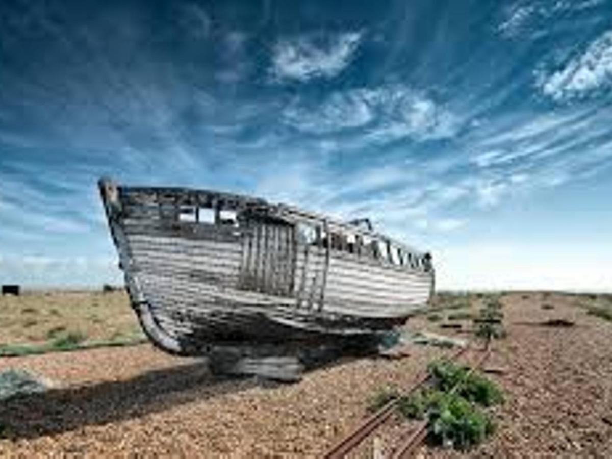Pass The Keys Fabulous Beach Front Holiday Location Lydd Buitenkant foto